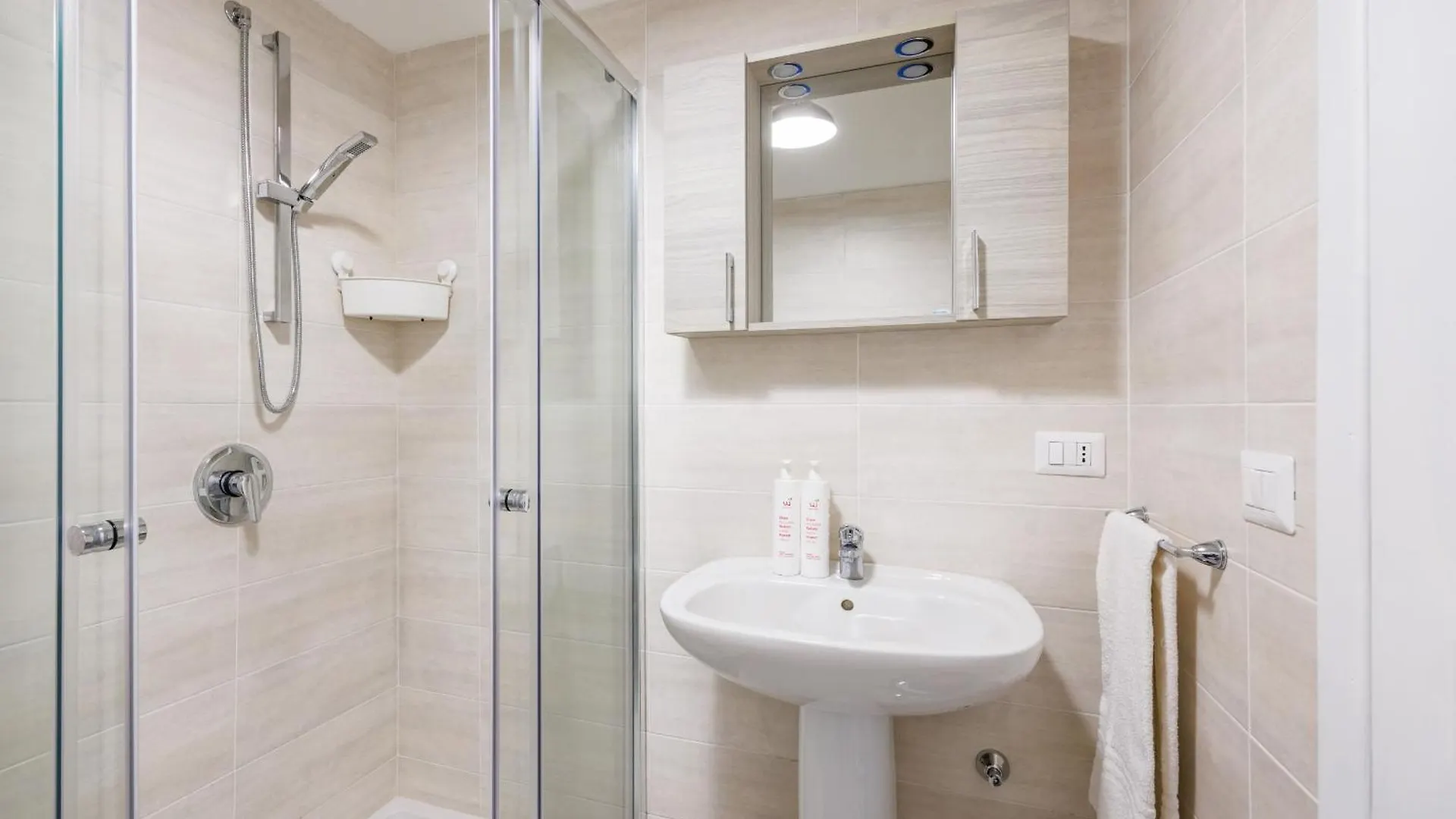 Garibaldi Central Station Apartment By Wonderful Italy Naples