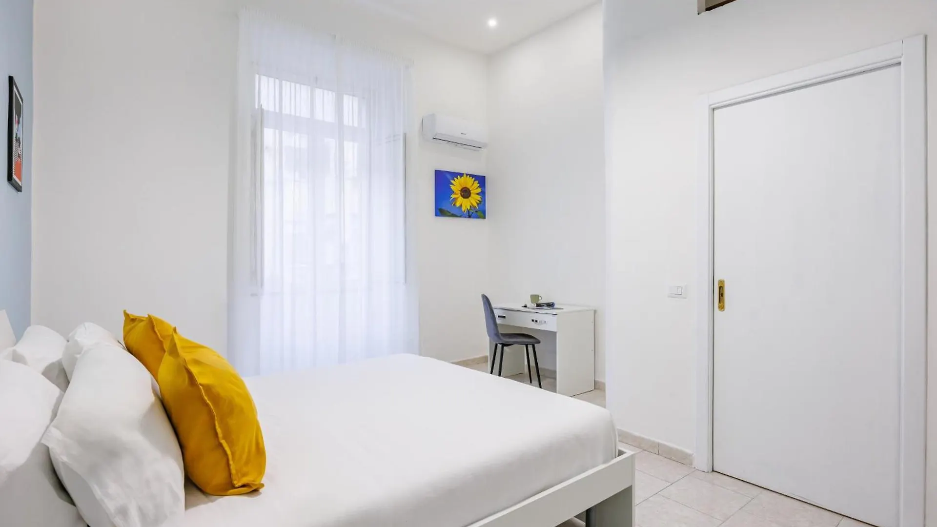Garibaldi Central Station Apartment By Wonderful Italy Naples