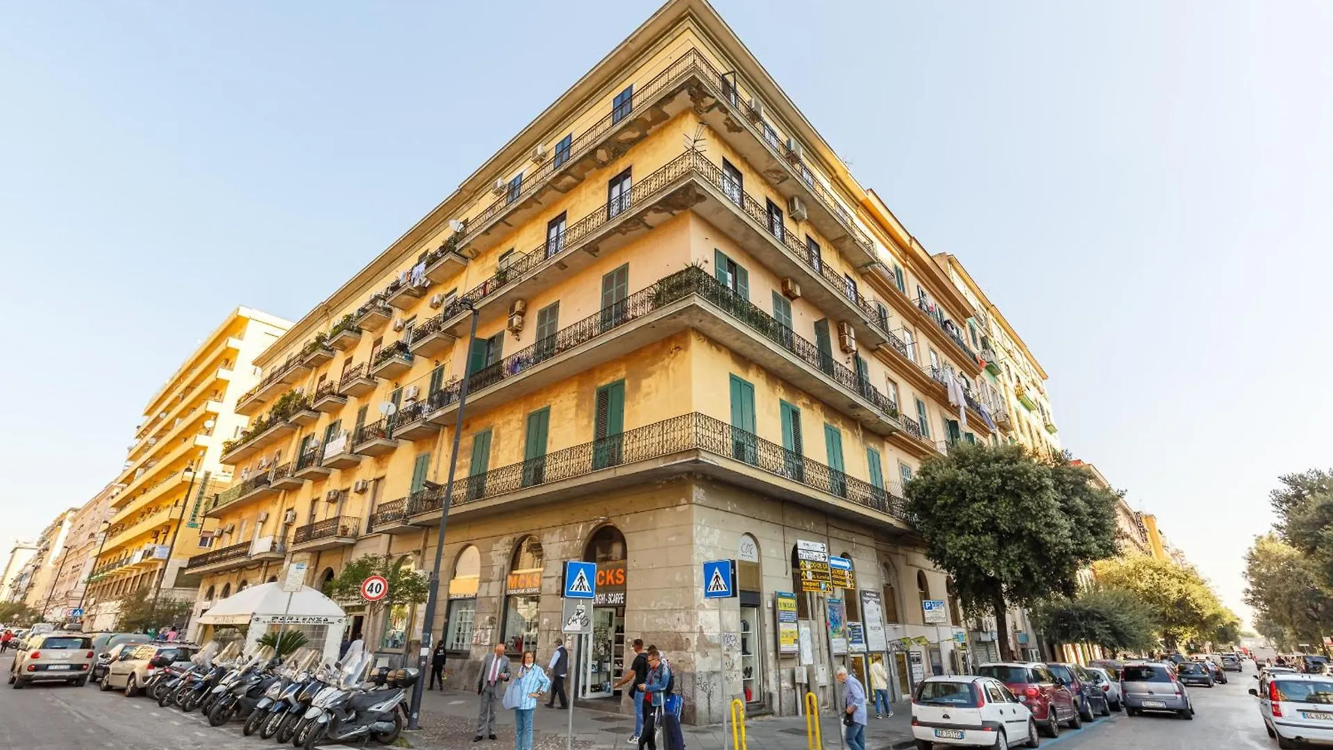 Garibaldi Central Station Apartment By Wonderful Italy Neapol